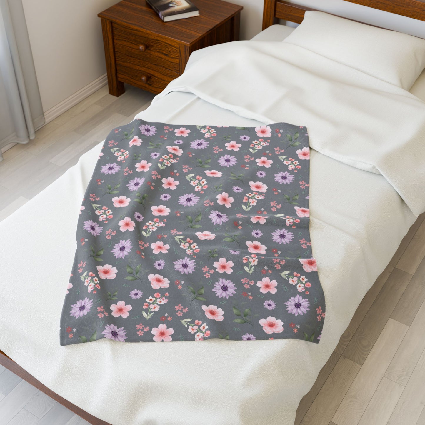 Cozy Floral Velveteen Plush Blanket - Perfect for Home Decor, Gifts, Living Room, Outdoor Picnics, Spring Flower Nursery, Gray Nursery