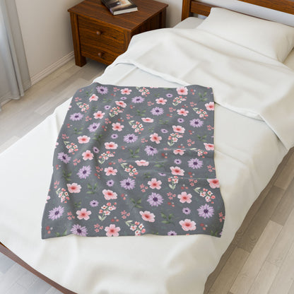 Cozy Floral Velveteen Plush Blanket - Perfect for Home Decor, Gifts, Living Room, Outdoor Picnics, Spring Flower Nursery, Gray Nursery